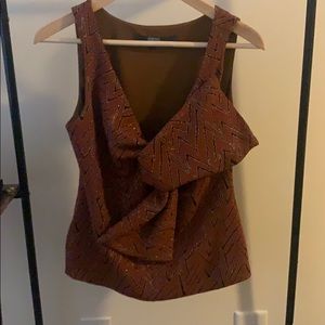Bow detail tank